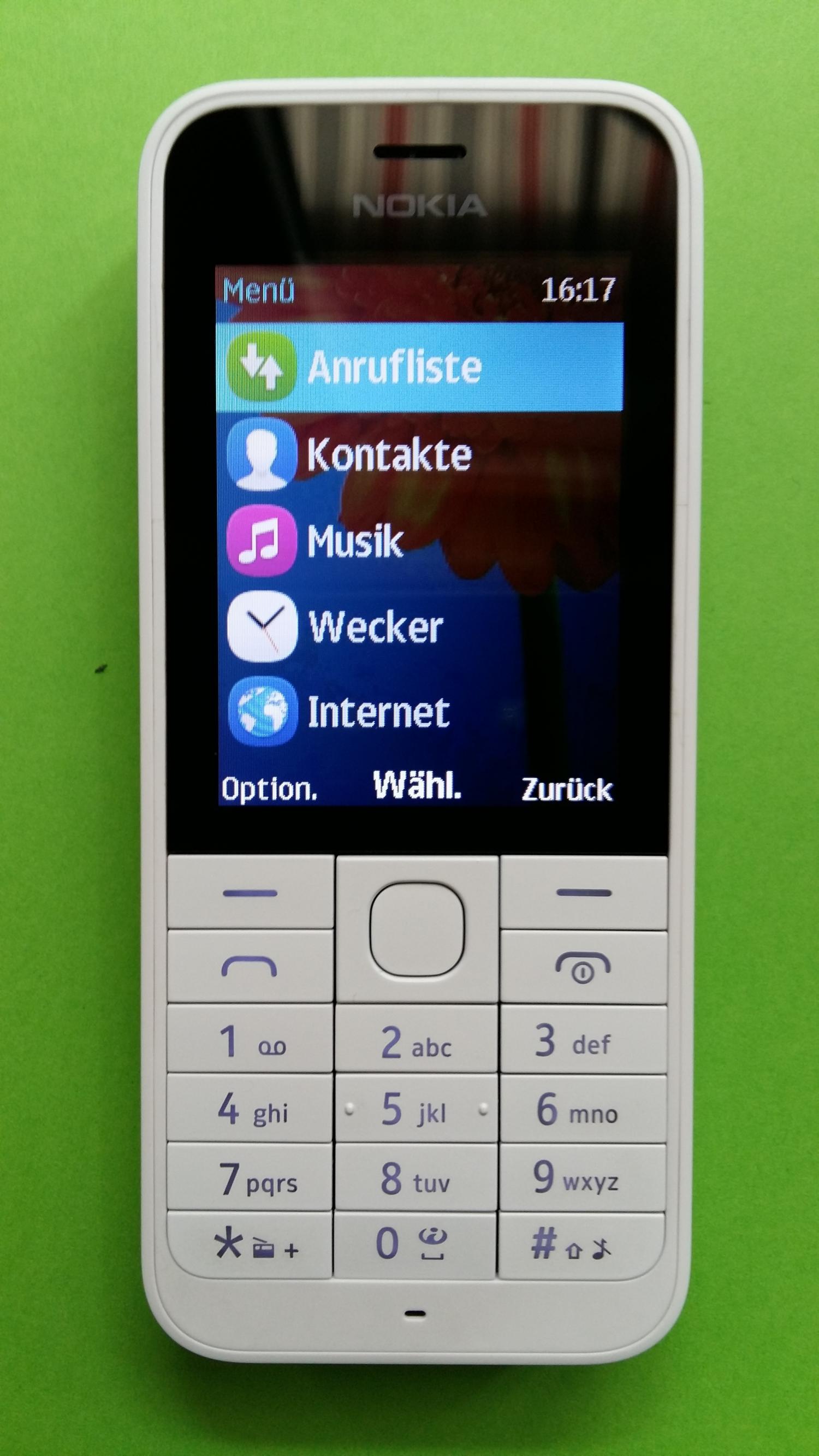 image-7323579-Nokia 220 (3)1.jpg
